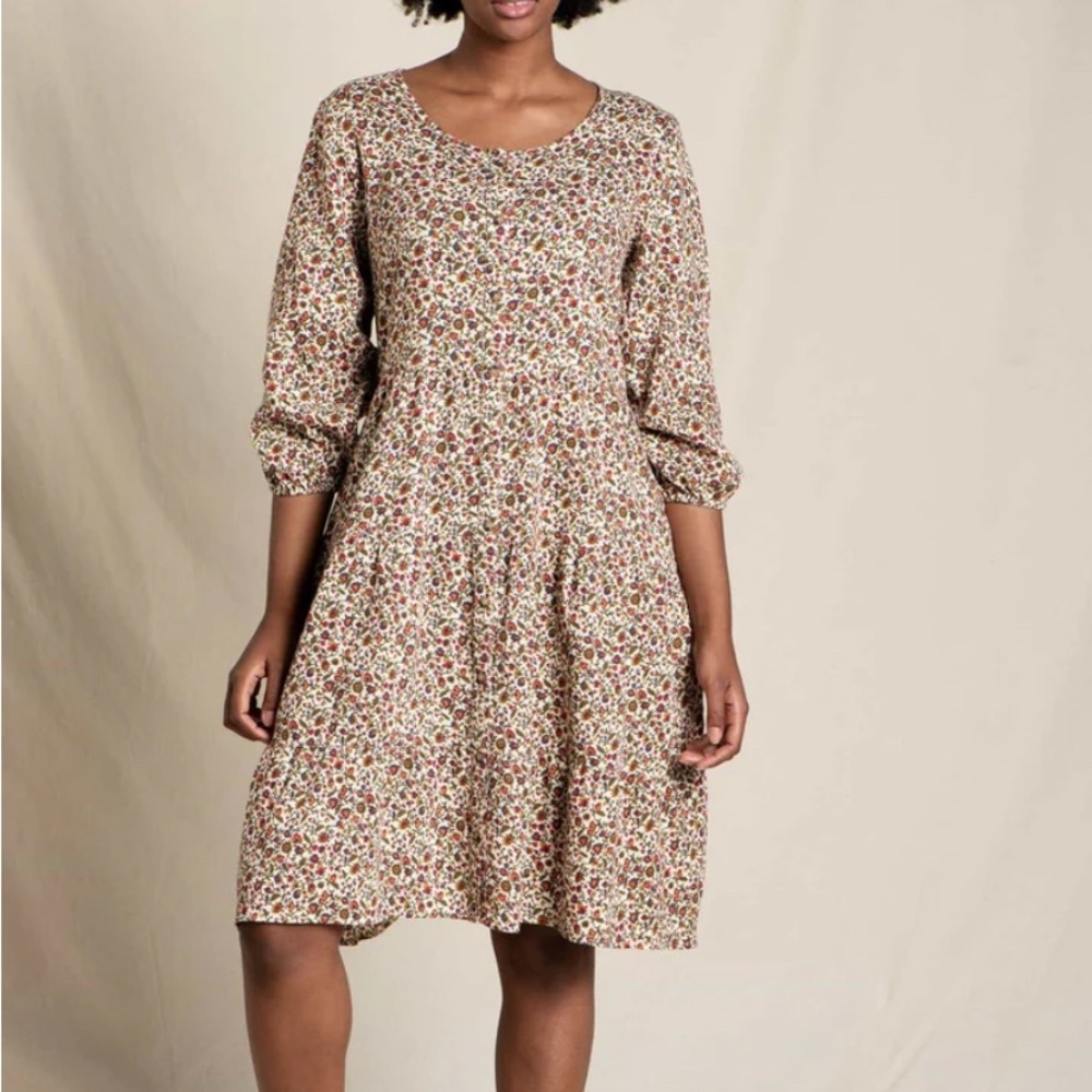 Toad&Co Floral Long-Sleeve Tiered Dress in Cream with Red & Green Print